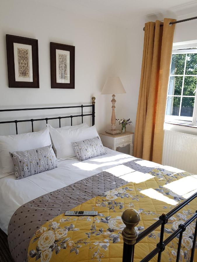Wisteria Haze Bed & Breakfast Cranfield Exterior photo